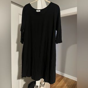 Black Piko dress